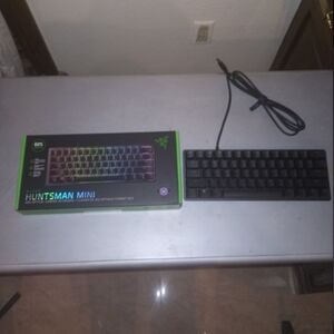 Razer Huntsman mini 60% optical gaming keyboard